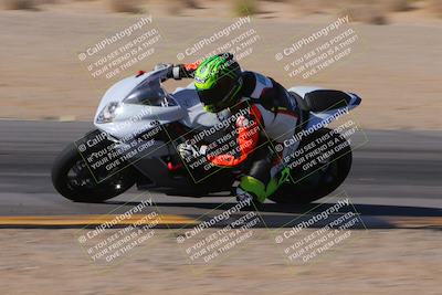 media/Dec-10-2023-SoCal Trackdays (Sun) [[0ce70f5433]]/Turn 9 Inside Set 2 (1115am)/